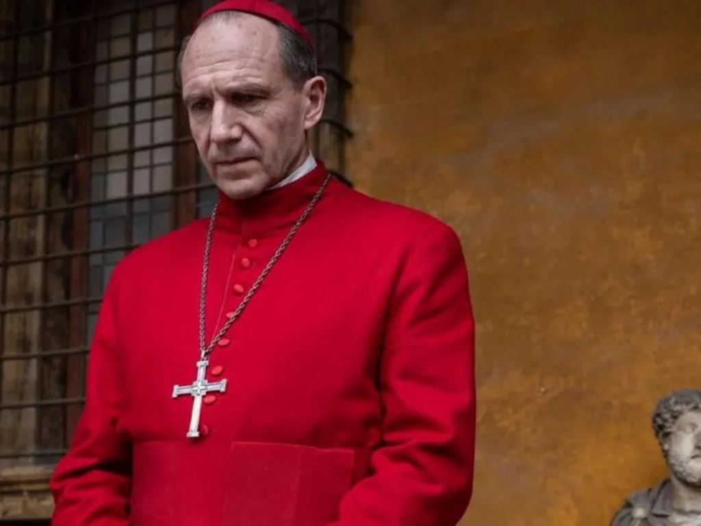 ‘Conclave’ retorna aos cinemas brasileiros. Suspense indicado ao Oscar volta às telonas