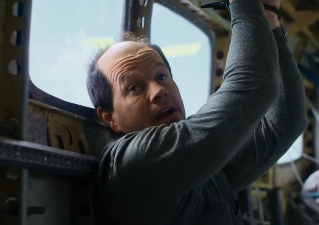 Review: “Ameaça no Ar” (2025). Um suspense aéreo que não decola