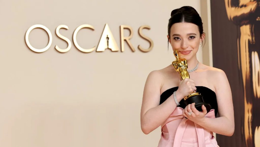 Conheça Mikey Madison, vencedora do Oscar de Melhor Atriz, que desbancou Fernanda Torres e Demi Moore