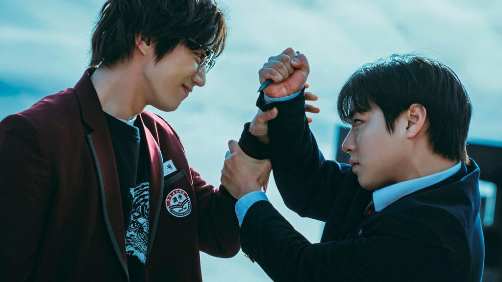 “Classe dos Heróis Fracos” , k-drama de ação escolar retorna à Netflix com mais intensidade